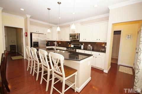 3015 Red Grape Dr, Raleigh, NC 27607 photo 6