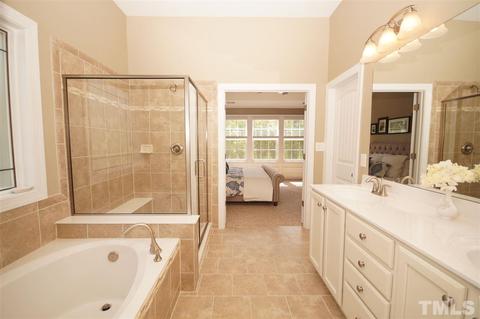 3015 Red Grape Dr, Raleigh, NC 27607 photo 13