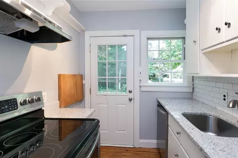 2104 Summit St, Durham, NC 27707 photo 6