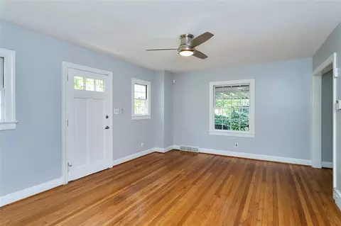 2104 Summit St, Durham, NC 27707 photo 2