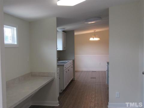 138 E Abbey Ct, Smithfield, NC 27577 photo 6
