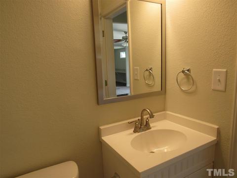 138 E Abbey Ct, Smithfield, NC 27577 photo 11