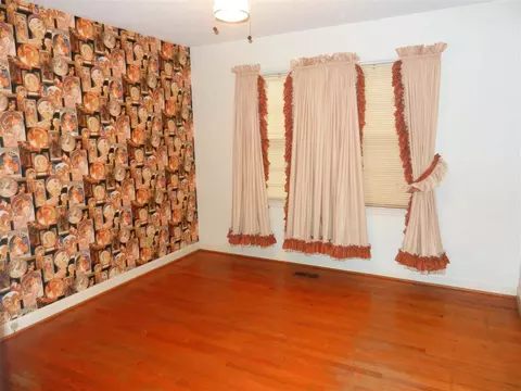 101 Crescent Dr, Pine Level, NC 27568 photo 6