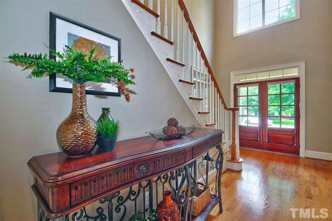508 Devonhall Ln, Cary, NC 27518 photo 4