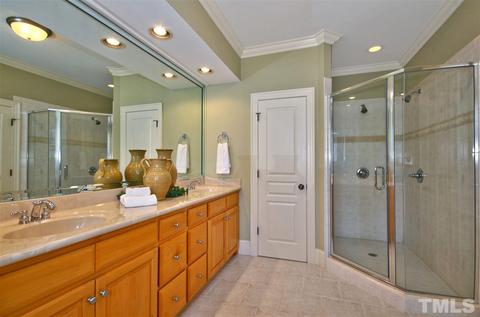 508 Devonhall Ln, Cary, NC 27518 photo 18