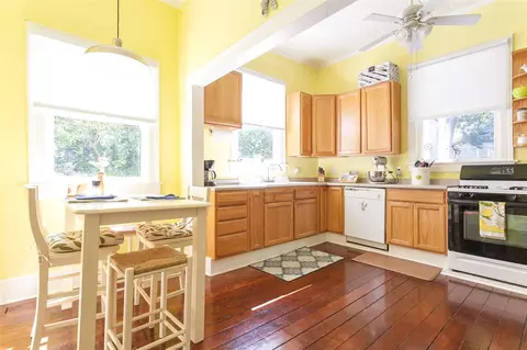 326 E Trinity Ave, Durham, NC 27701 photo 10