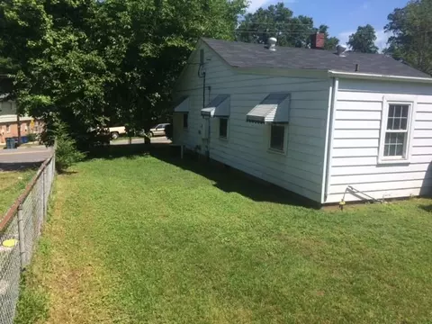 2608 E Main St, Durham, NC 27704 photo 5
