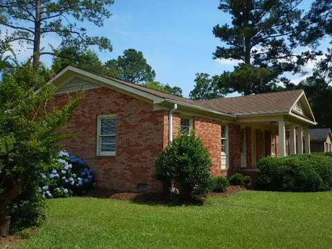 320 Ash St, Smithfield, NC 27577 photo 2