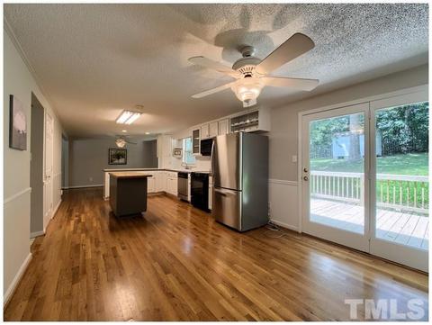 607 E Dynasty Dr, Cary, NC 27513 photo 12