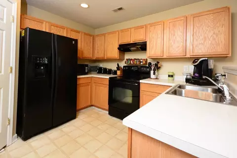 917 Pebblestone Dr, Durham, NC 27703 photo 3