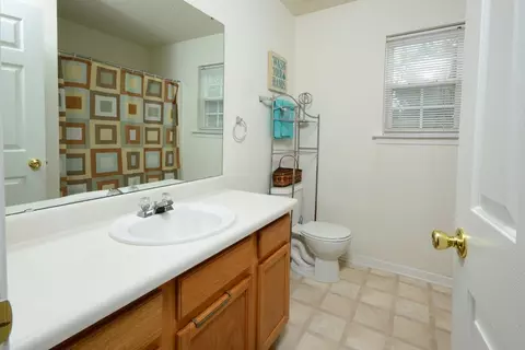 917 Pebblestone Dr, Durham, NC 27703 photo 5