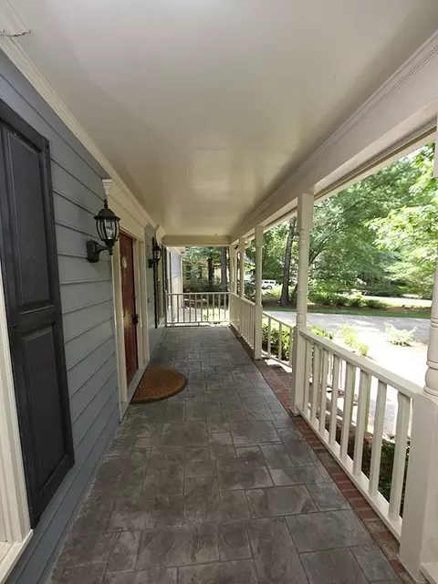 5 Silverton Ct, Durham, NC 27713 photo 2