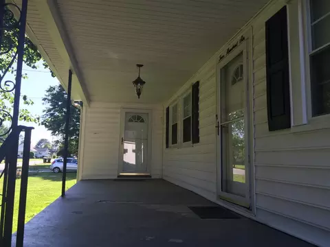 406 E J St, Erwin, NC 28339 photo 15