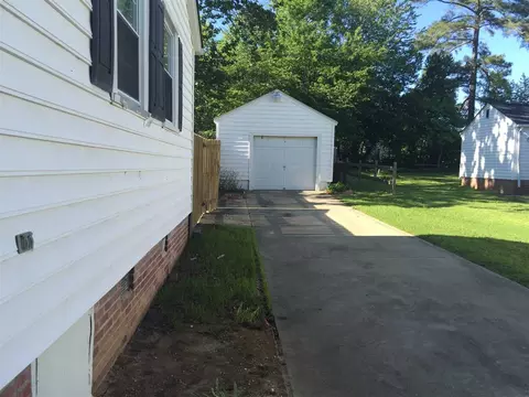 406 E J St, Erwin, NC 28339 photo 16