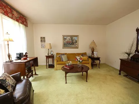 7122 Windover Dr, Durham, NC 27712 photo 2