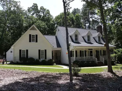6704 Lipscomb Dr, Durham, NC 27712 photo 1