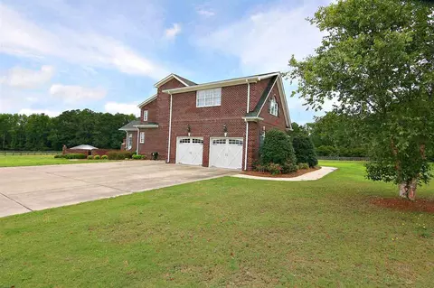 2568 Fairground Rd, Coats, NC 27521 photo 3
