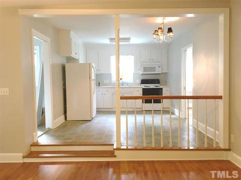 14 Dixie Trl, Raleigh, NC 27606 photo 8