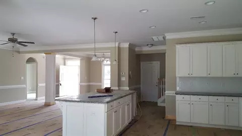 204 Crescent Dr, Dunn, NC 28334 photo 5