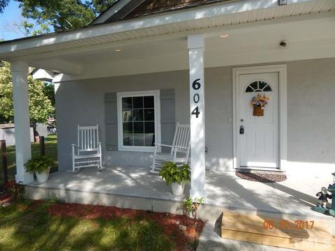604 N 4th St, Smithfield, NC 27577 photo 2