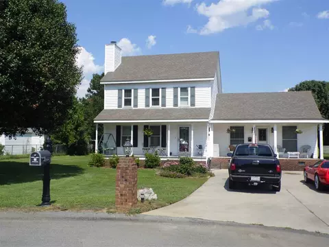 109 Nicole Dr, Erwin, NC 28339 photo 1