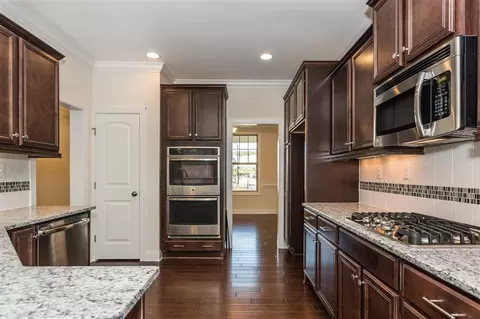 400 Rapport Dr, Cary, NC 27519 photo 4