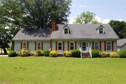 600 E I St, Erwin, NC 28339 photo 1
