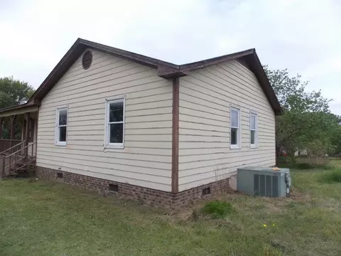 7845 Barbour Store Rd, Willow Spring, NC 27592 photo 4