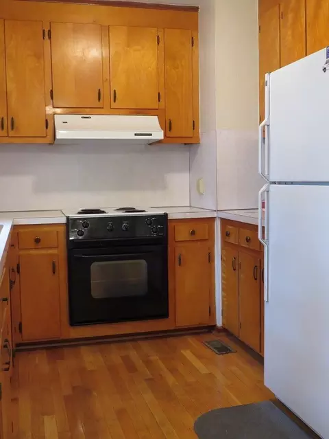203 W B St, Erwin, NC 28339 photo 6