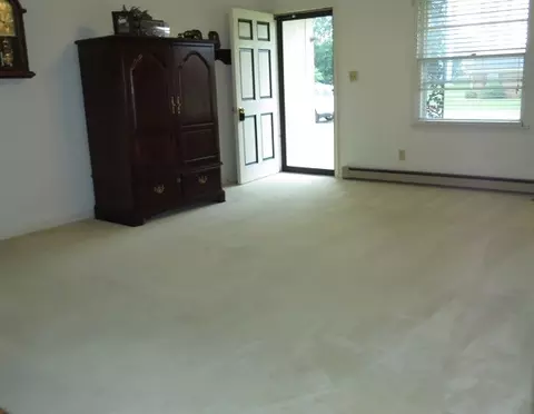 203 W B St, Erwin, NC 28339 photo 2