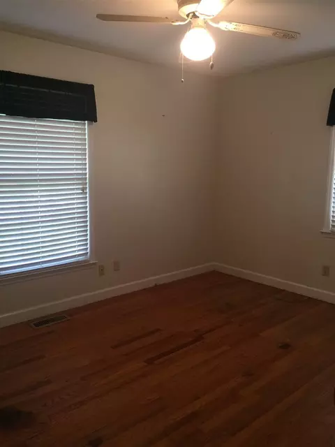 414 Pecan Dr, Selma, NC 27576 photo 12