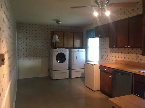 414 Pecan Dr, Selma, NC 27576 photo 8
