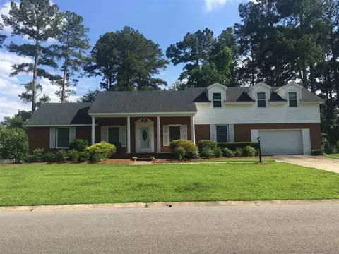 414 Pecan Dr, Selma, NC 27576 photo 1