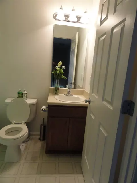 1806 Raj Dr, Durham, NC 27703 photo 18
