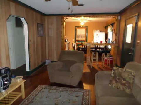 2501 Thorne St, Durham, NC 27704 photo 3
