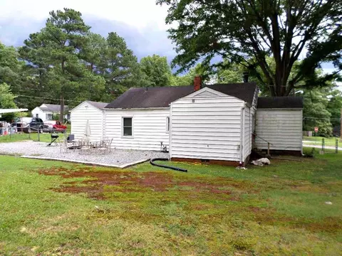 2501 Thorne St, Durham, NC 27704 photo 5