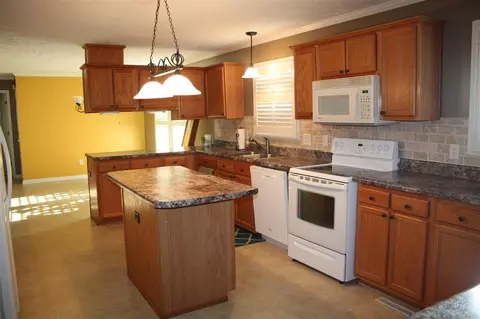 8350 Hilliard Rd, Middlesex, NC 27557 photo 2