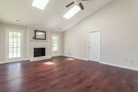 4529 Fox Rd, Raleigh, NC 27616 photo 3