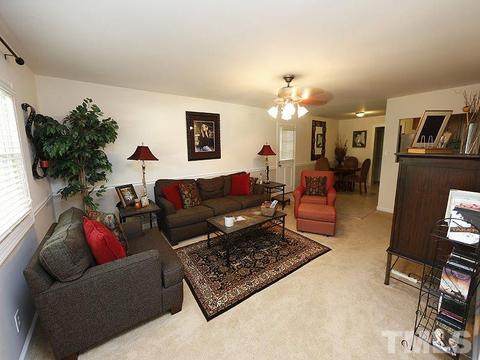 1007 Barbara Dr, Garner, NC 27529 photo 2