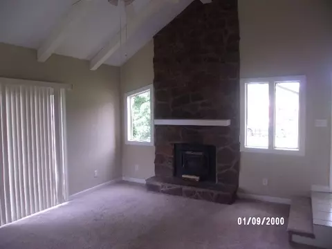 202 Violet Rd, Dunn, NC 28334 photo 2