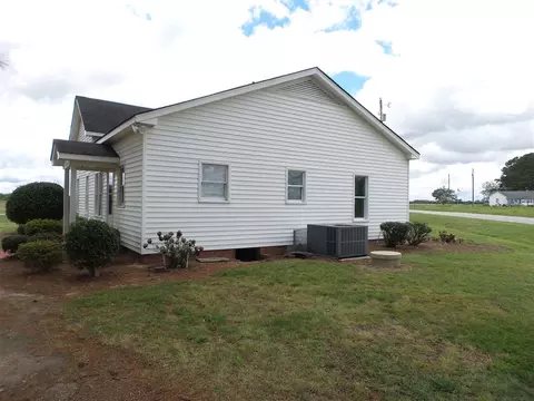2793 Cane Mill Rd, Coats, NC 27521 photo 9
