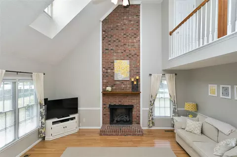 2011 Graybark Ct, Apex, NC 27502 photo 4