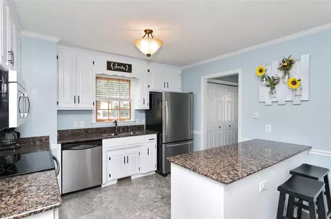 2011 Graybark Ct, Apex, NC 27502 photo 8