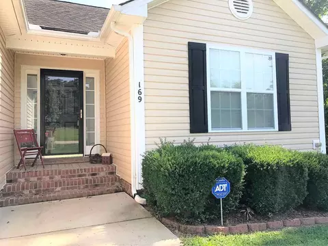 169 Fox Chase Ln, Smithfield, NC 27577 photo 4