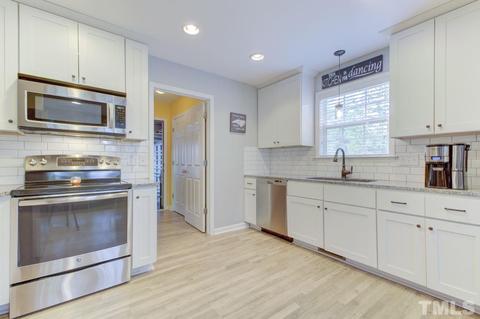 589 Tralee Dr, Smithfield, NC 27577 photo 9