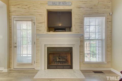 589 Tralee Dr, Smithfield, NC 27577 photo 5