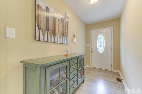 589 Tralee Dr, Smithfield, NC 27577 photo 3