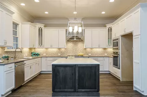 1336 Queensferry Rd, Cary, NC 27511 photo 7