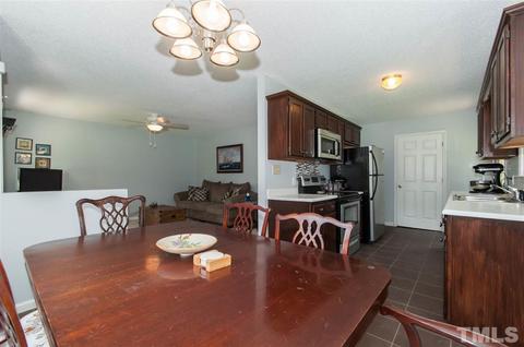 820 Carter Ave, Durham, NC 27703 photo 7