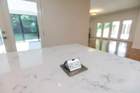 3902 Darby Rd, Durham, NC 27707 photo 10